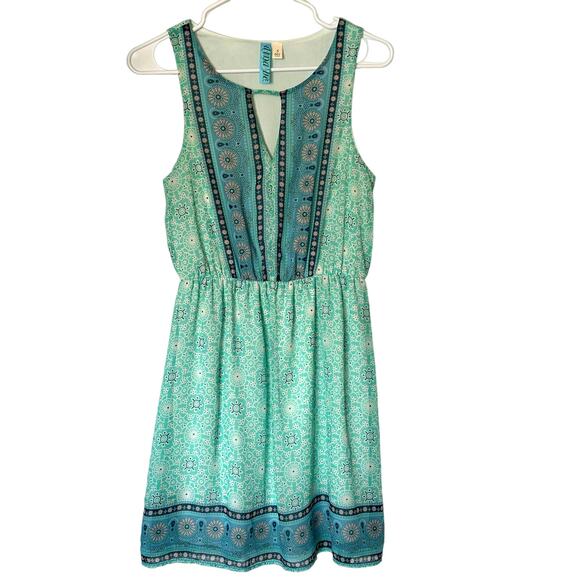 dina be Dresses & Skirts - Dina Be Wms Small Aqua Blue Geometric Print Sleeveless Chiffon Dress Boho